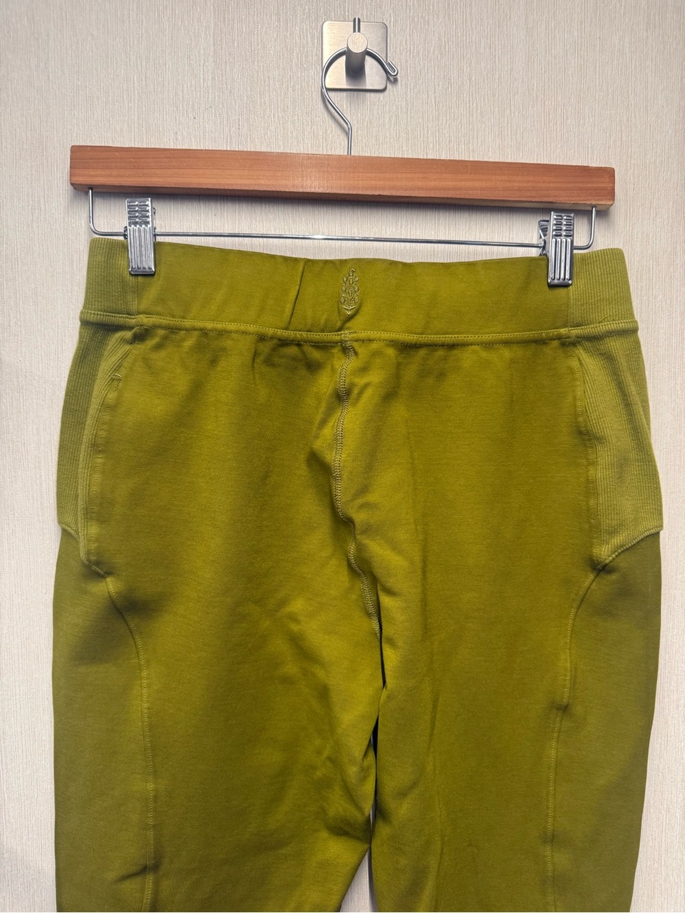 Free People Movement Dusted Military Green Leggings, Size Medium - Picture 6 of 10